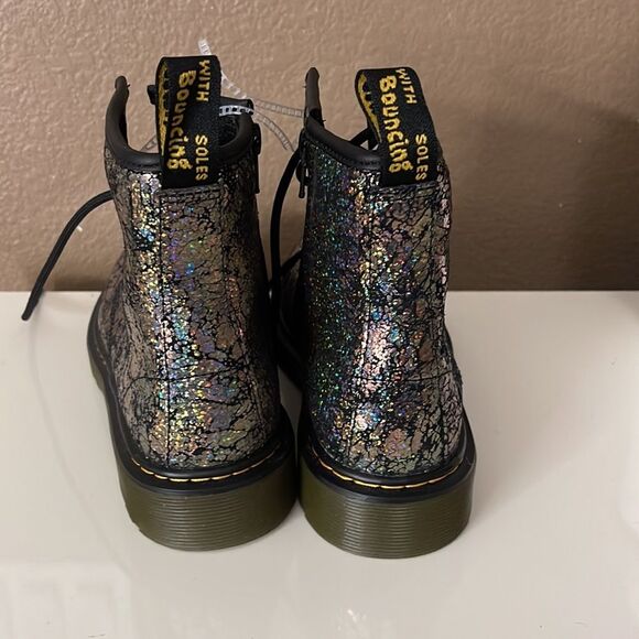 Dr. Martens 1460 CRINKLE METALLIC LACE UP BOOTS size 5 - Picture 4 of 7